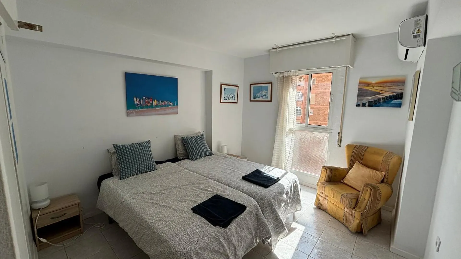 Acuario Apartments Benalmadena 1 Bedroom, 2 Bathrooms